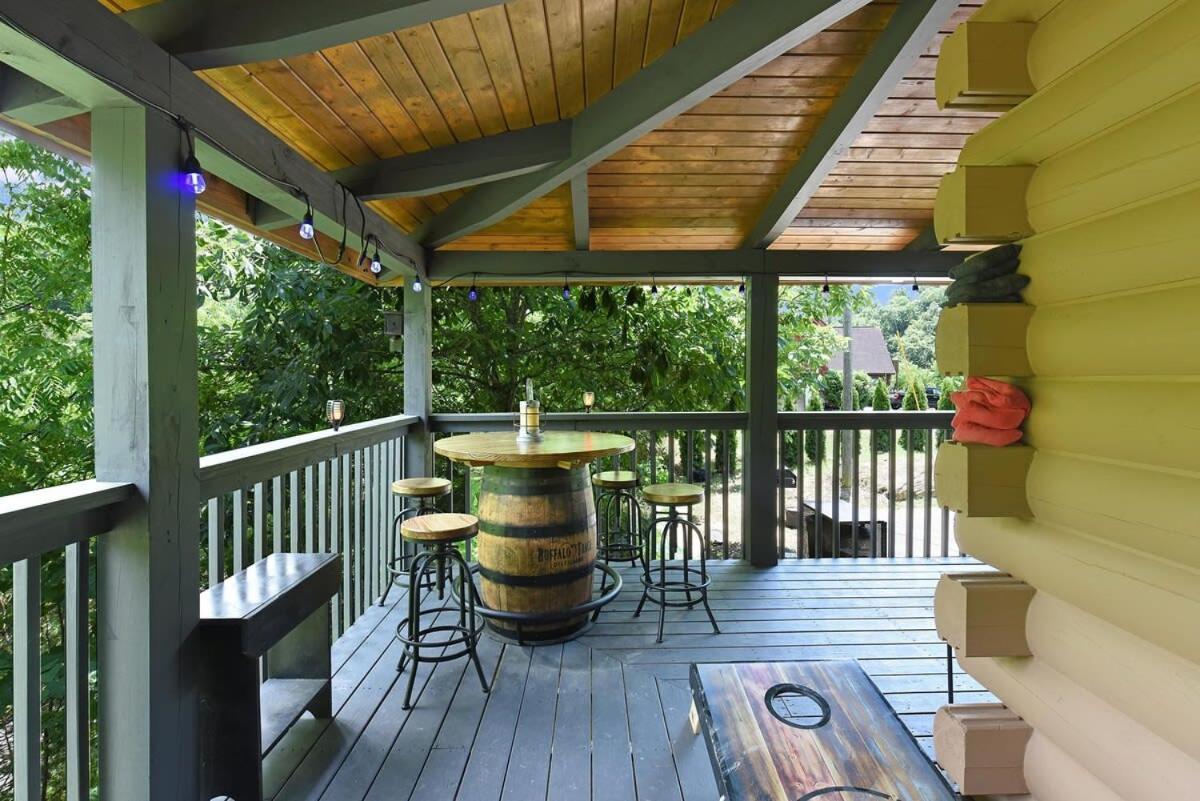 Ryes And Shine Bootlegger'S Cabin! Hot Tub* Pool* Arcade* Billiards *Ev * Pet Friendly Сев'єрвілл Екстер'єр фото