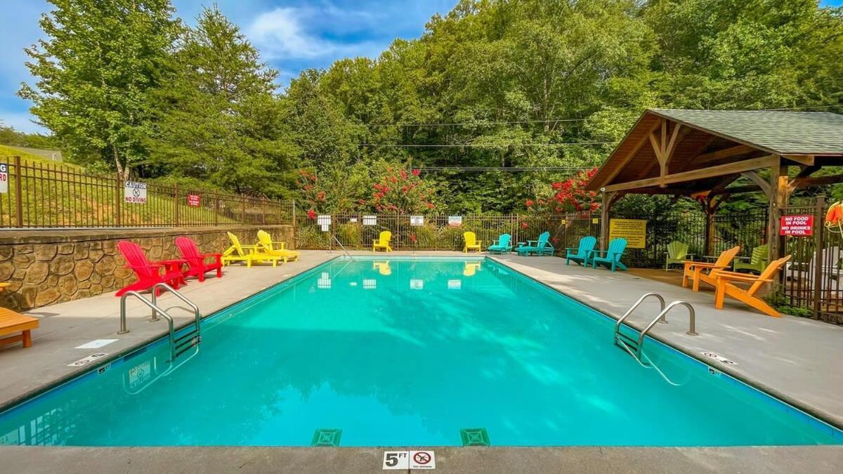 Ryes And Shine Bootlegger'S Cabin! Hot Tub* Pool* Arcade* Billiards *Ev * Pet Friendly Сев'єрвілл Екстер'єр фото