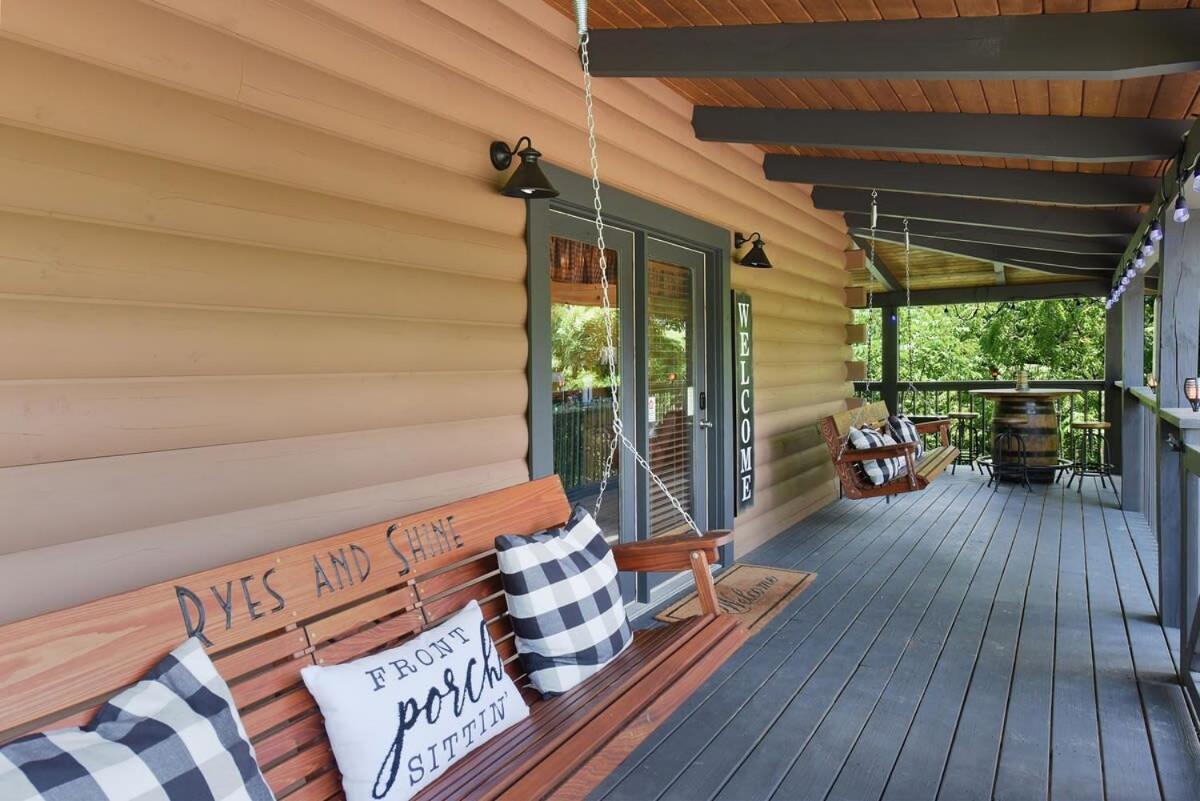 Ryes And Shine Bootlegger'S Cabin! Hot Tub* Pool* Arcade* Billiards *Ev * Pet Friendly Сев'єрвілл Екстер'єр фото