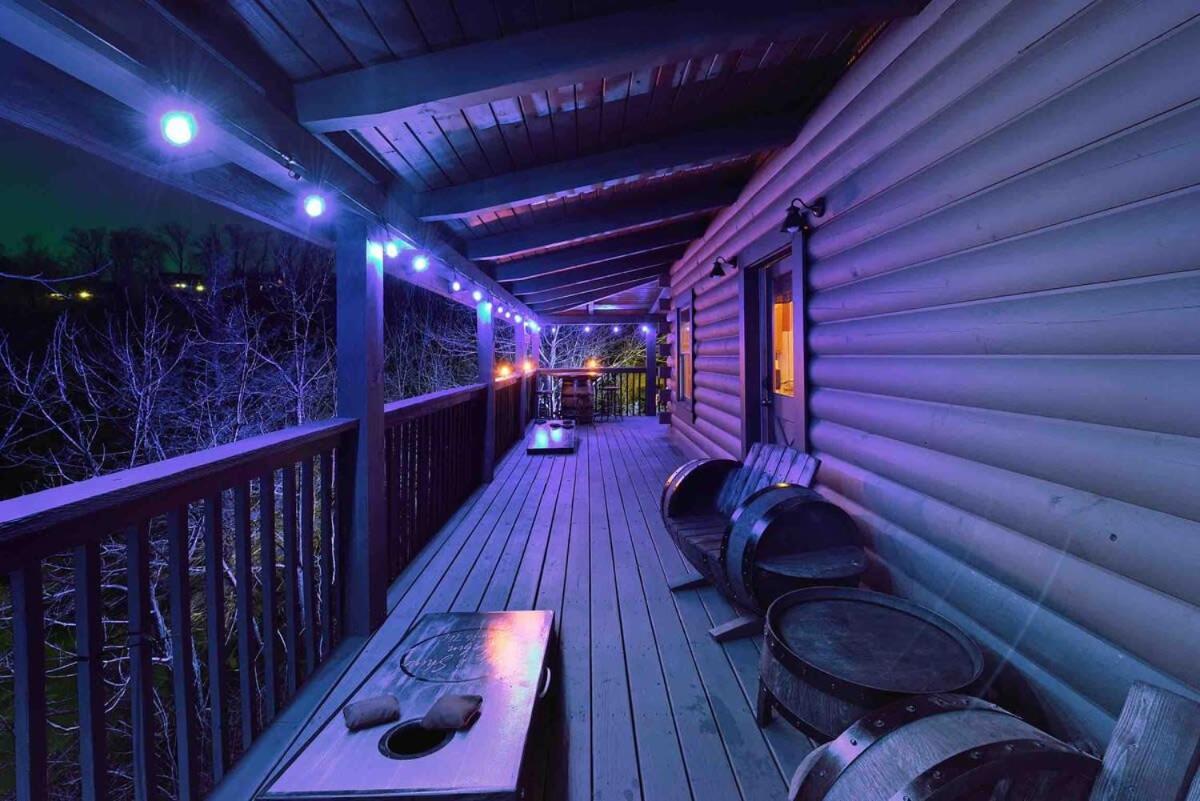 Ryes And Shine Bootlegger'S Cabin! Hot Tub* Pool* Arcade* Billiards *Ev * Pet Friendly Сев'єрвілл Екстер'єр фото