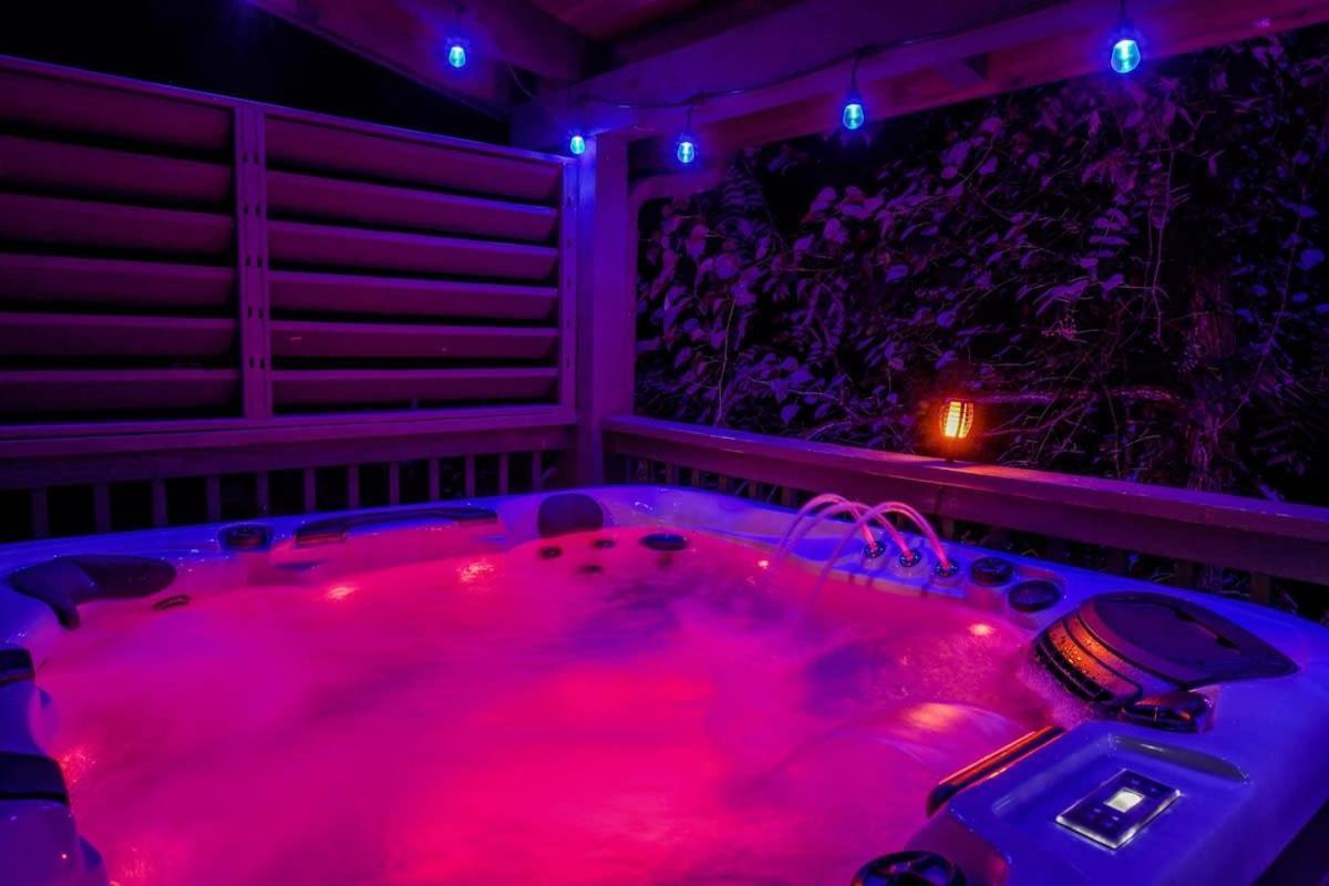Ryes And Shine Bootlegger'S Cabin! Hot Tub* Pool* Arcade* Billiards *Ev * Pet Friendly Сев'єрвілл Екстер'єр фото